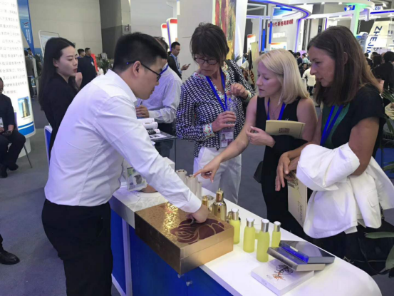 第四届丝绸之路国际博览会—— 山东朱氏药业集团携医养大健康系列产品走向世界
