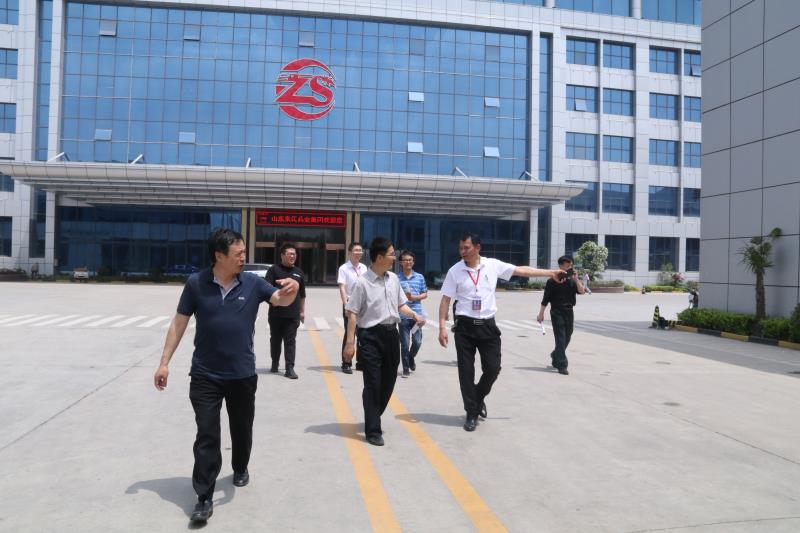 朱氏药业欢迎人社局领导莅临指导